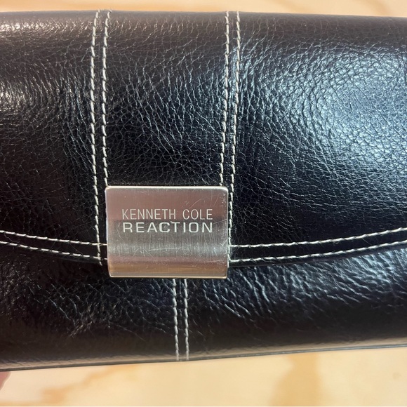 KENNETH COLE REACTION wallet - Picture 5 of 9